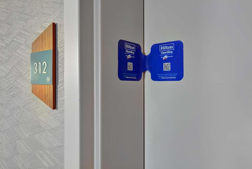 Home2 Suites By Hilton Melbourne Viera Стая снимка